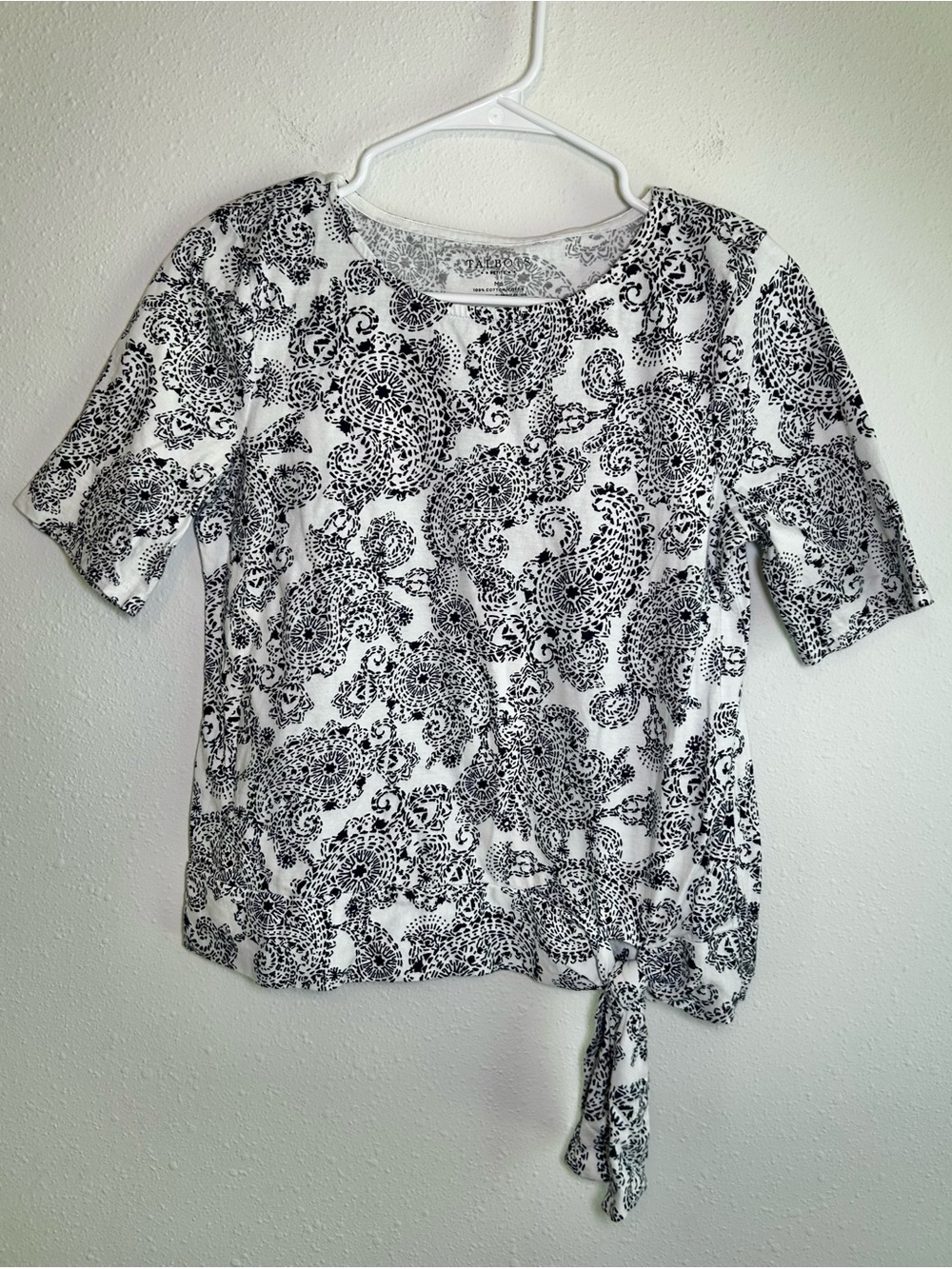 Talbots Tie Hem Top Women’s M Petite MP Paisley Blouse White Navy Blue Cotton